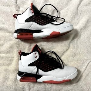 Jordan Maxin 200 Jumpman White/Team Orange Pre-Owned Size 13